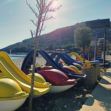 Apartment Noemi With A Direct Beach View Rabac Exterior foto